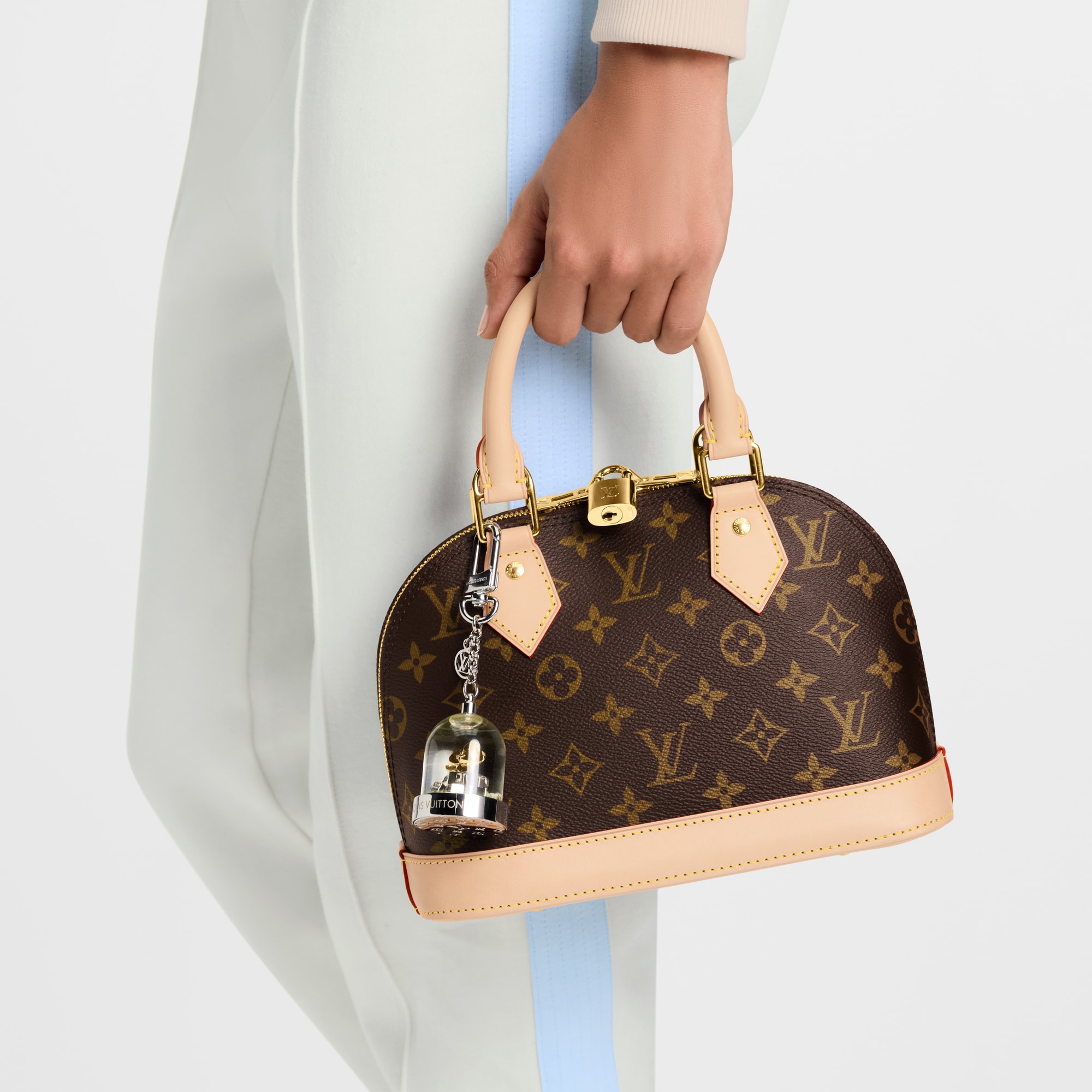 Louis Vuitton スノーフローリング　18号 ルイ·ヴィトン】ウィメンズ「LV SKI」コレクションより新作シューズが